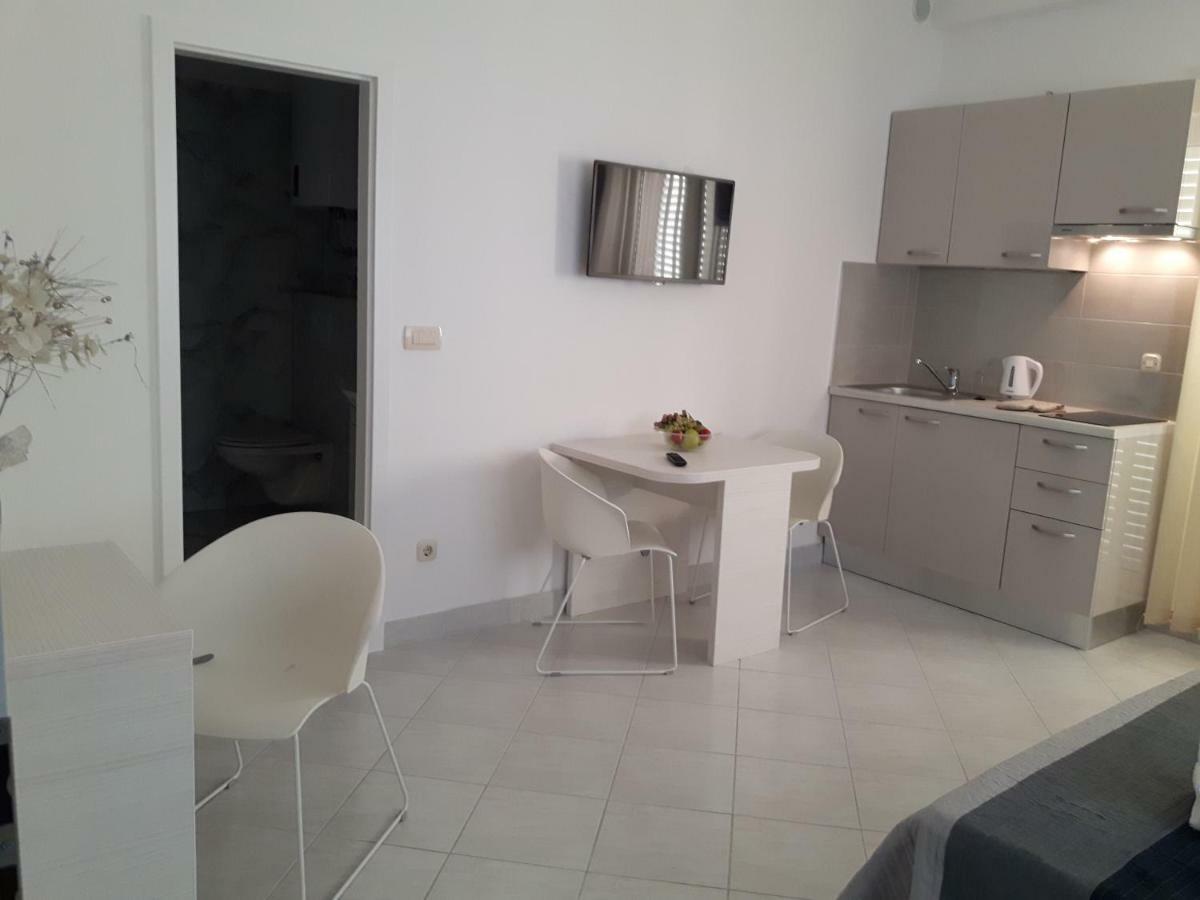 Apartments Nika Trogir Zewnętrze zdjęcie