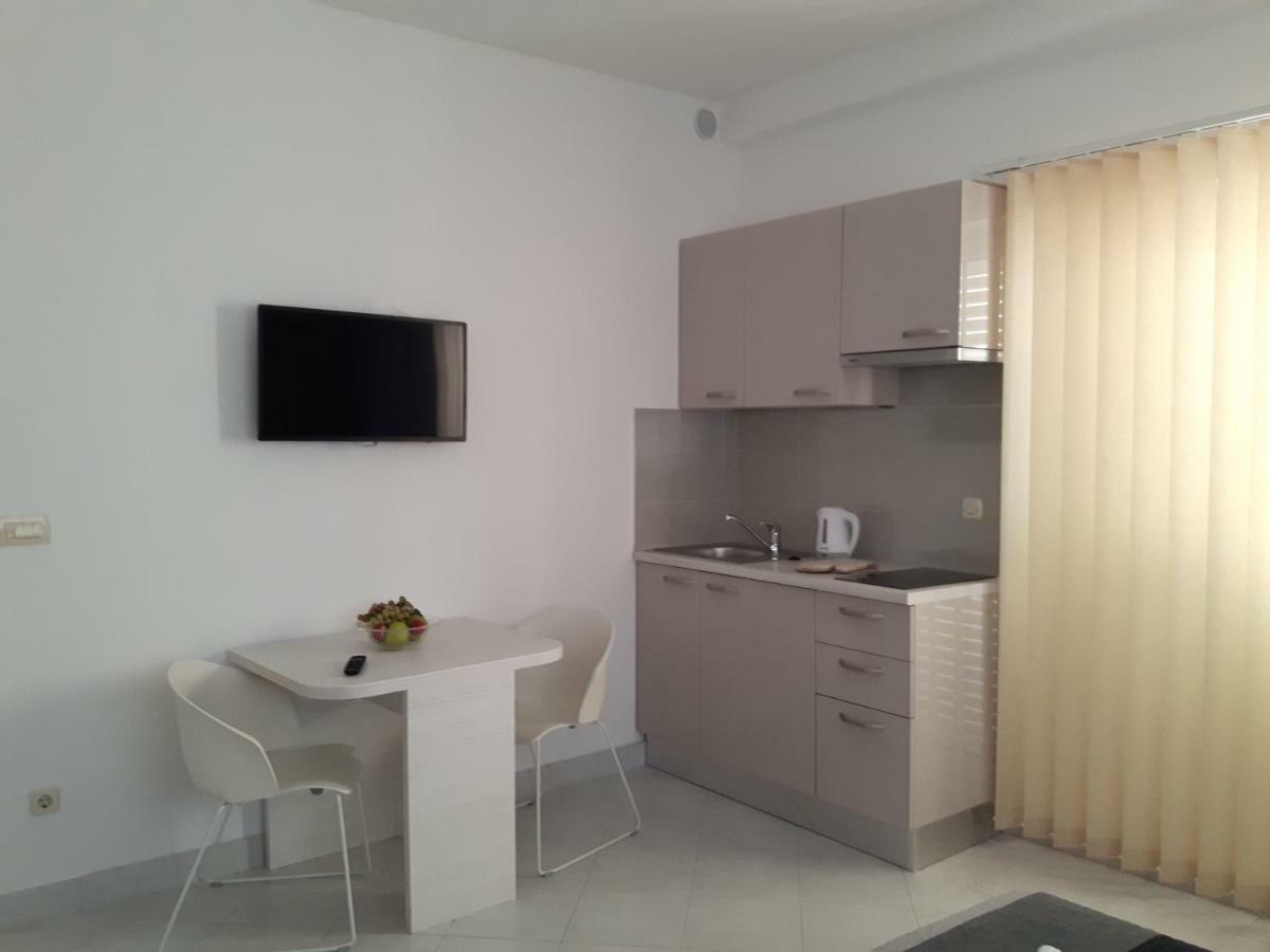 Apartments Nika Trogir Zewnętrze zdjęcie