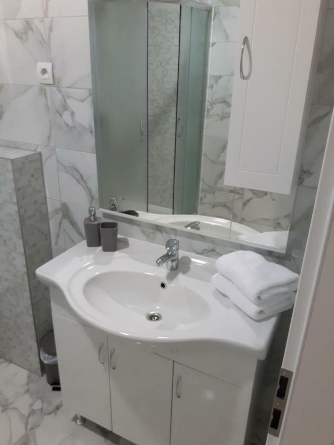 Apartments Nika Trogir Zewnętrze zdjęcie