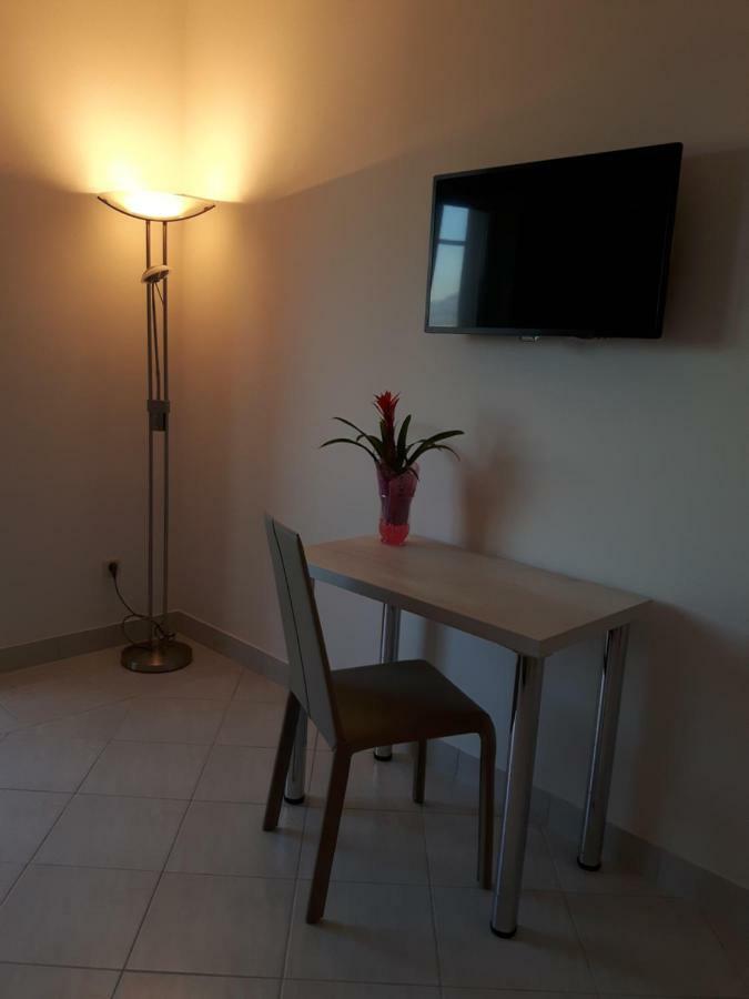 Apartments Nika Trogir Zewnętrze zdjęcie