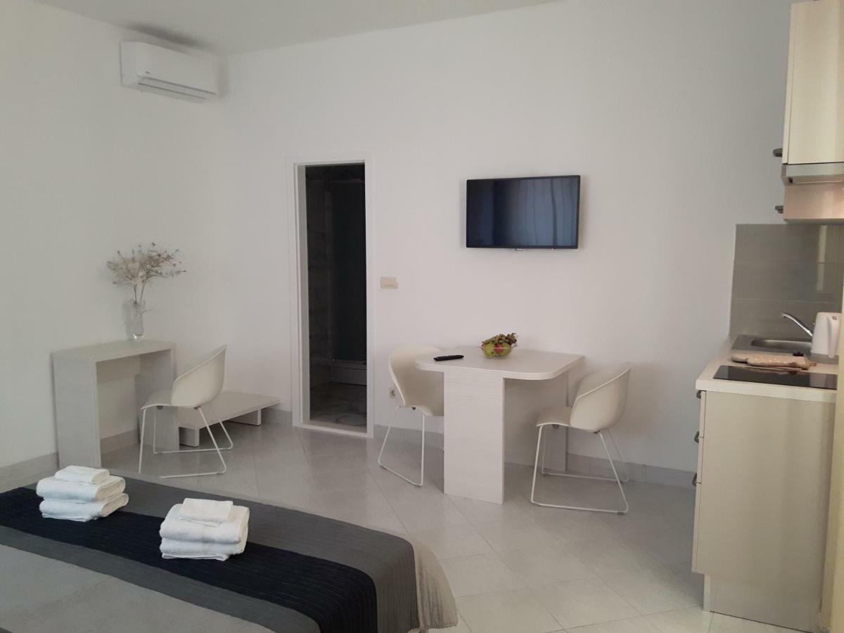 Apartments Nika Trogir Zewnętrze zdjęcie