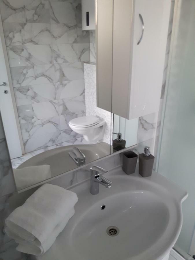 Apartments Nika Trogir Zewnętrze zdjęcie