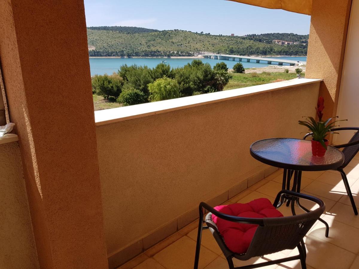Apartments Nika Trogir Zewnętrze zdjęcie
